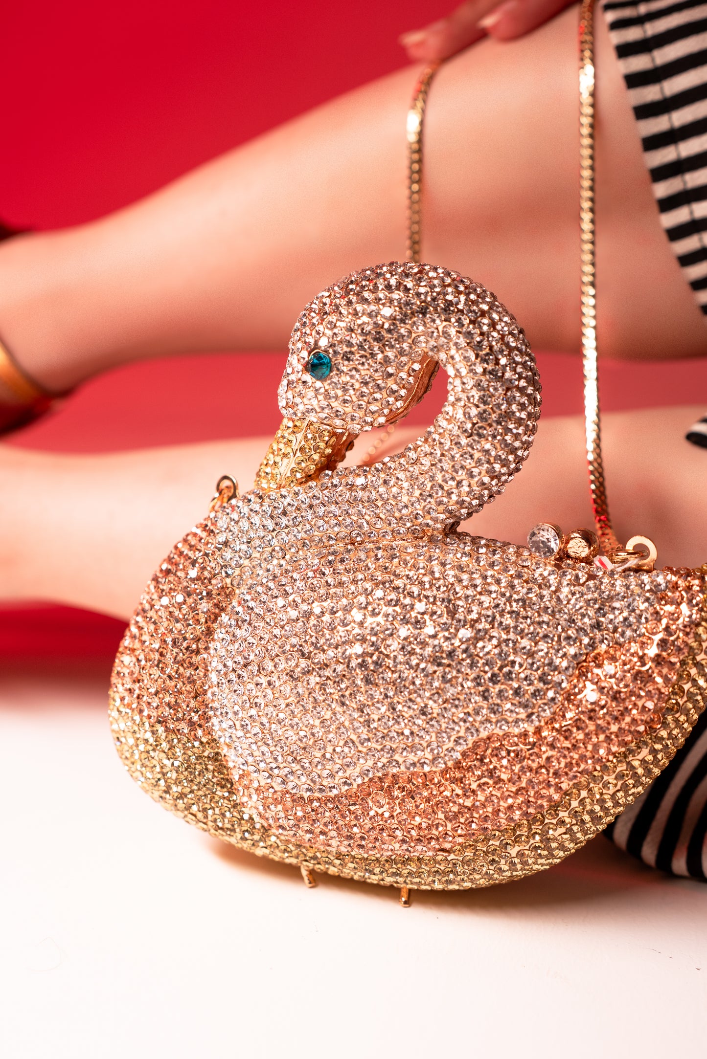 Swan Clutch