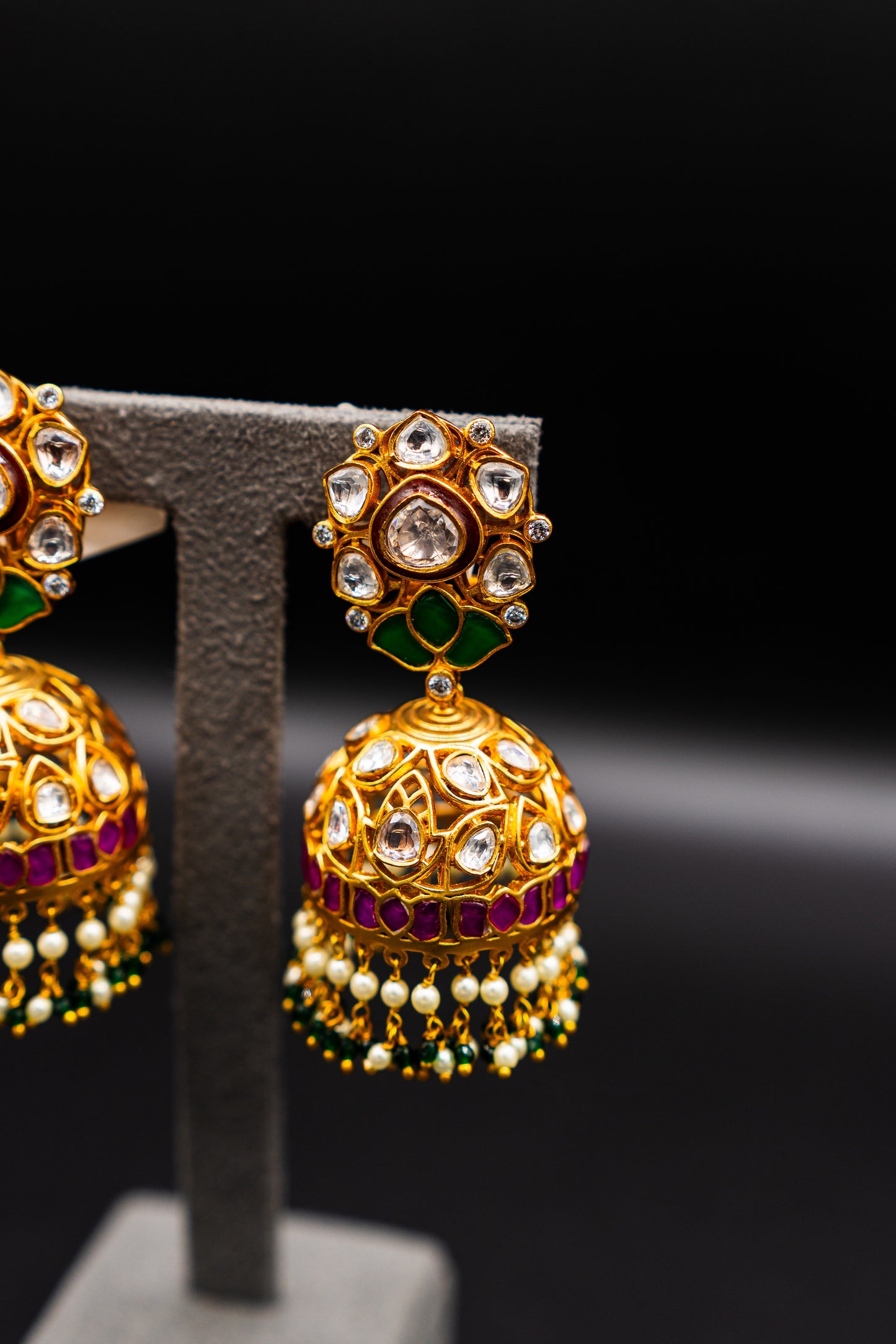 Rangeen Jhumka