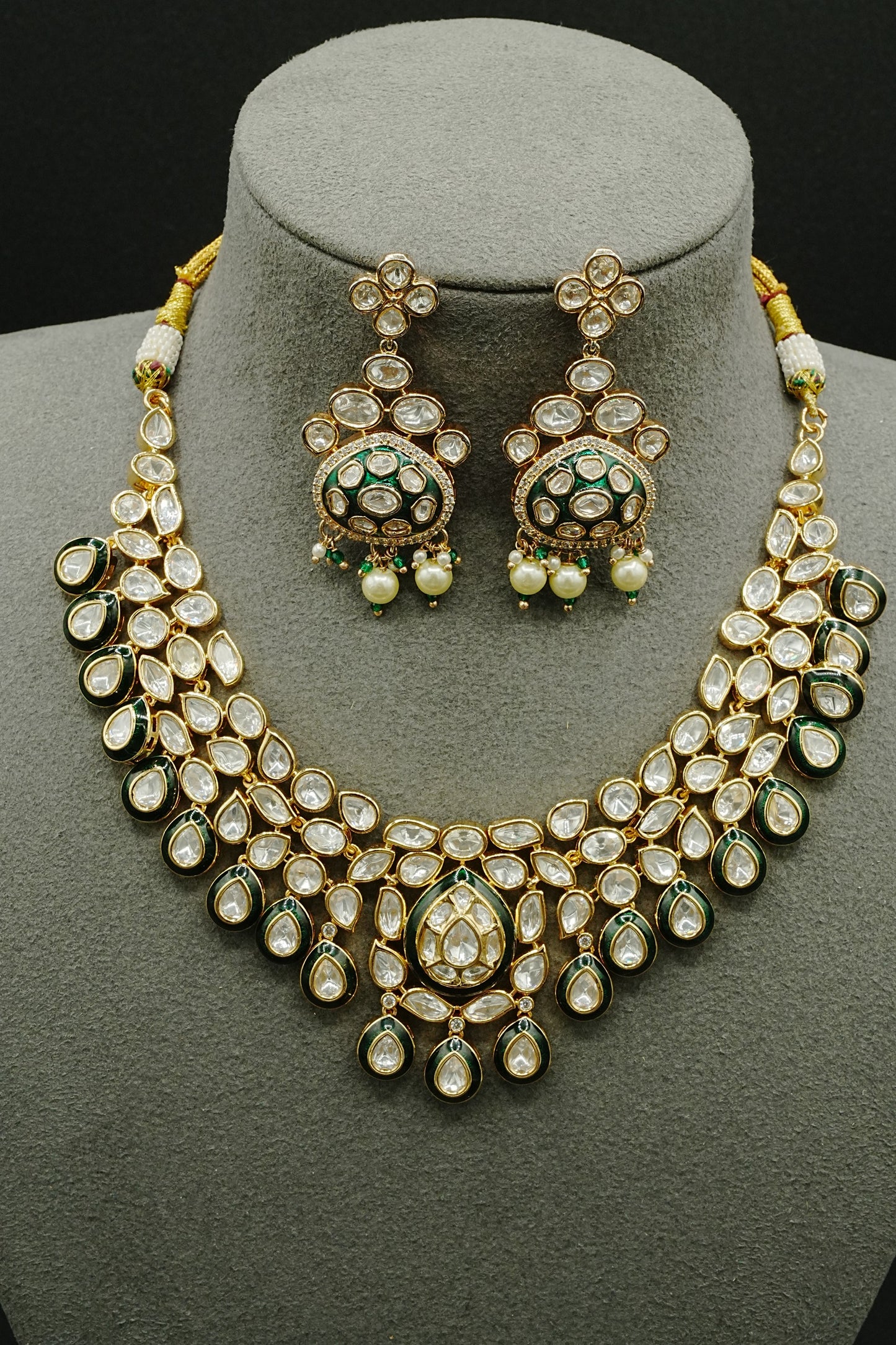 Plain Polki Necklace