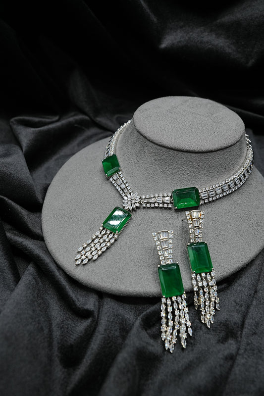 Royal Emerald Necklace Set