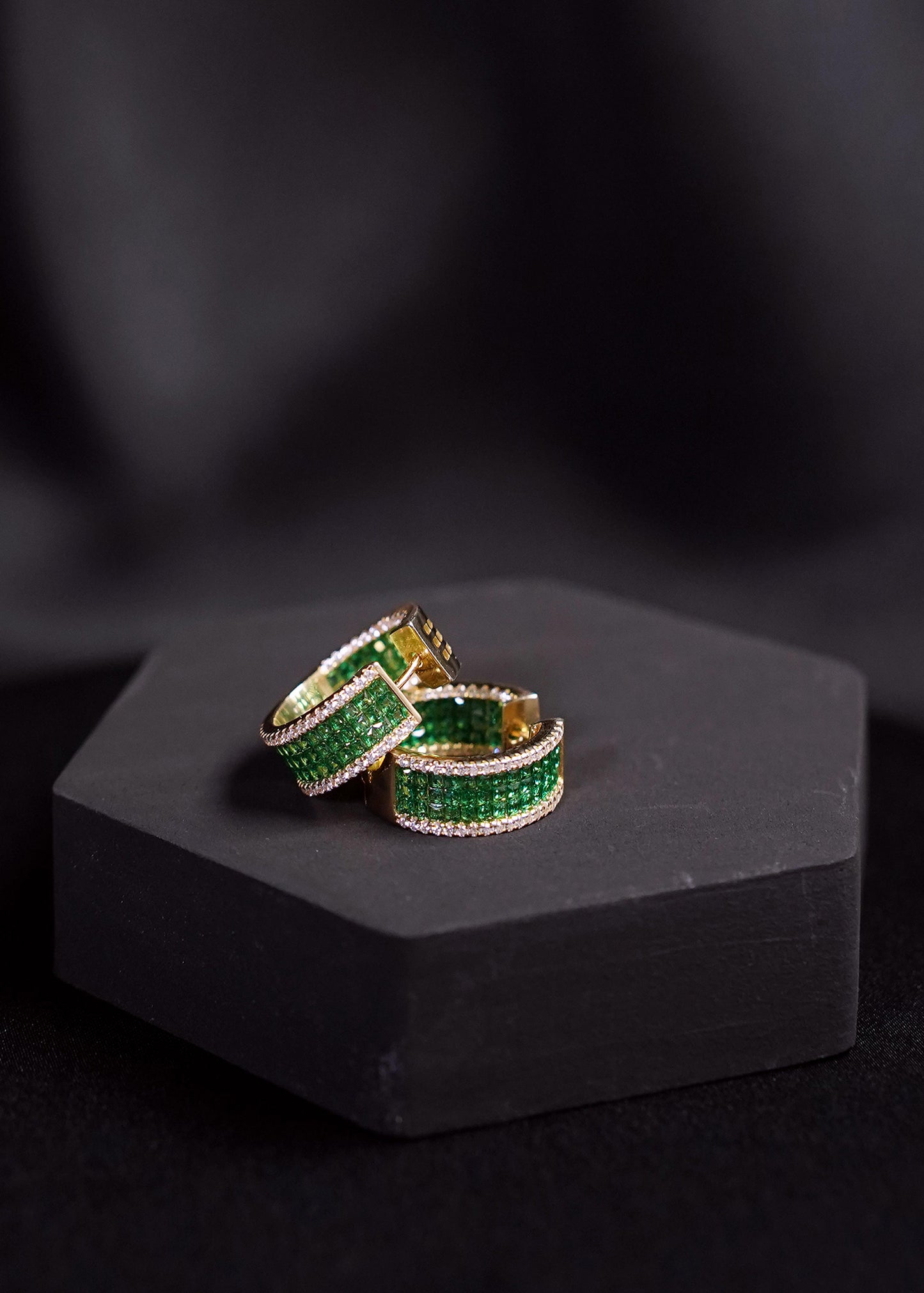 Emerald Hoop