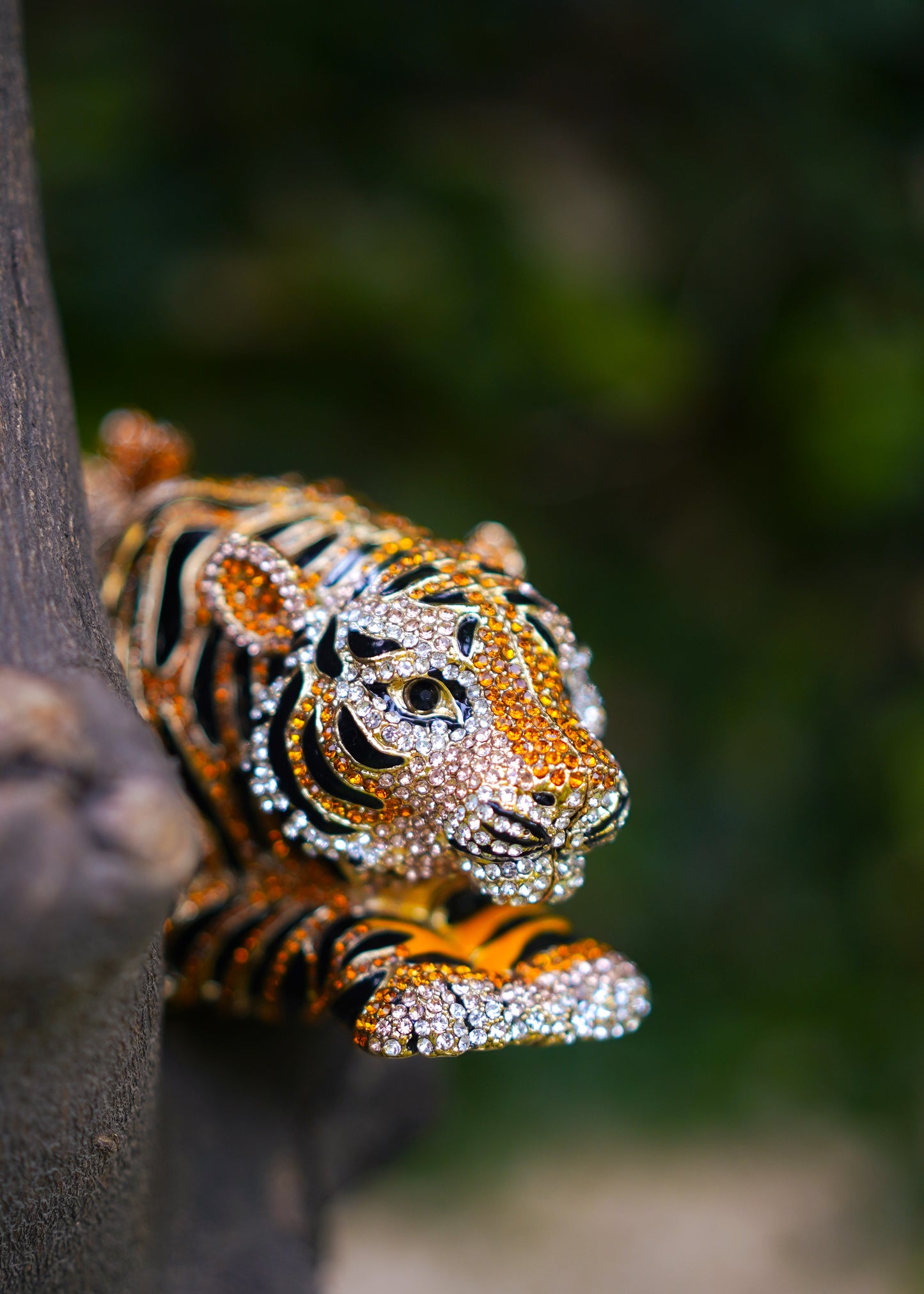 Tiger Clutch