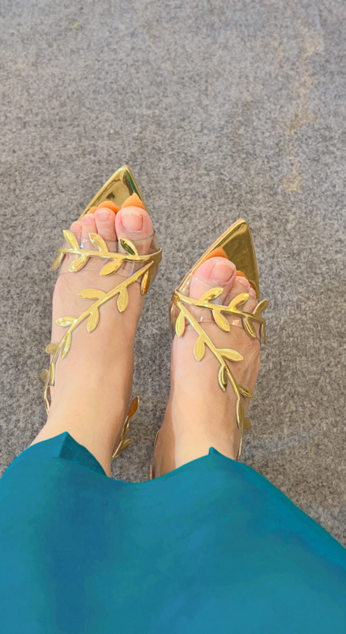 HAMPTON HEELS