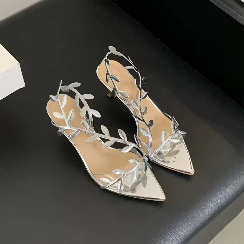 HAMPTON HEELS