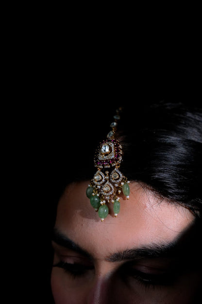 Gulzar e Noor Choker set