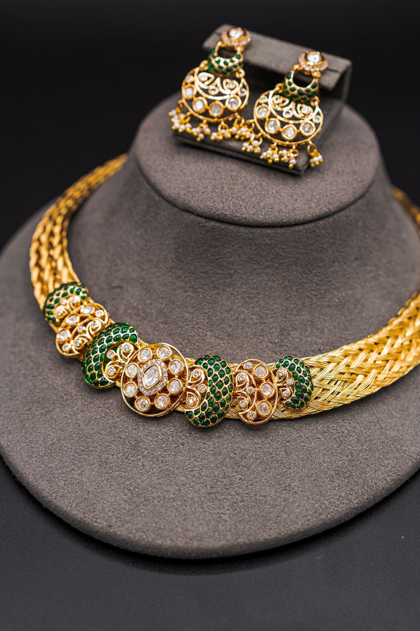 Turkish Knot Emerald Set