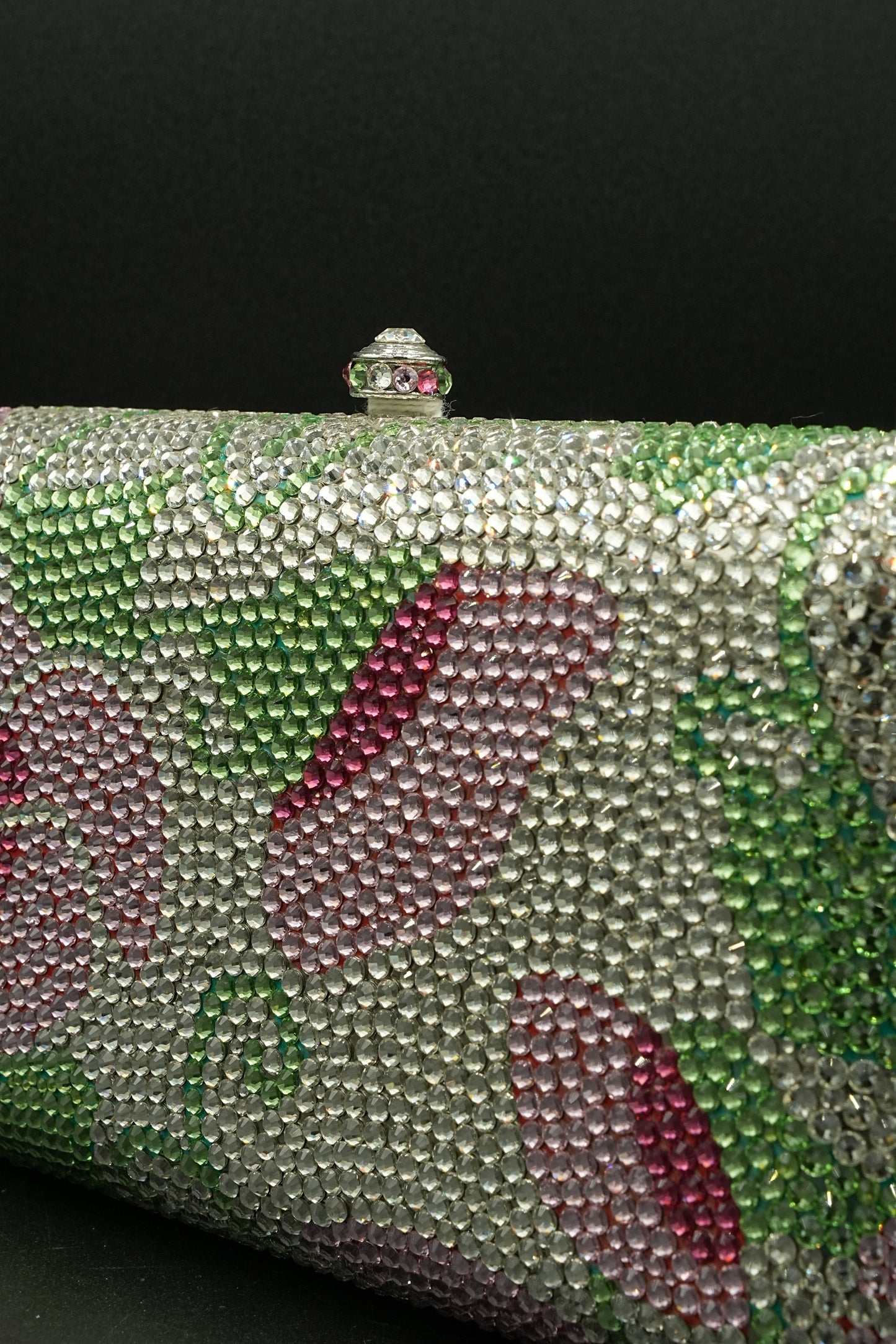 Pastels Flora Clutch