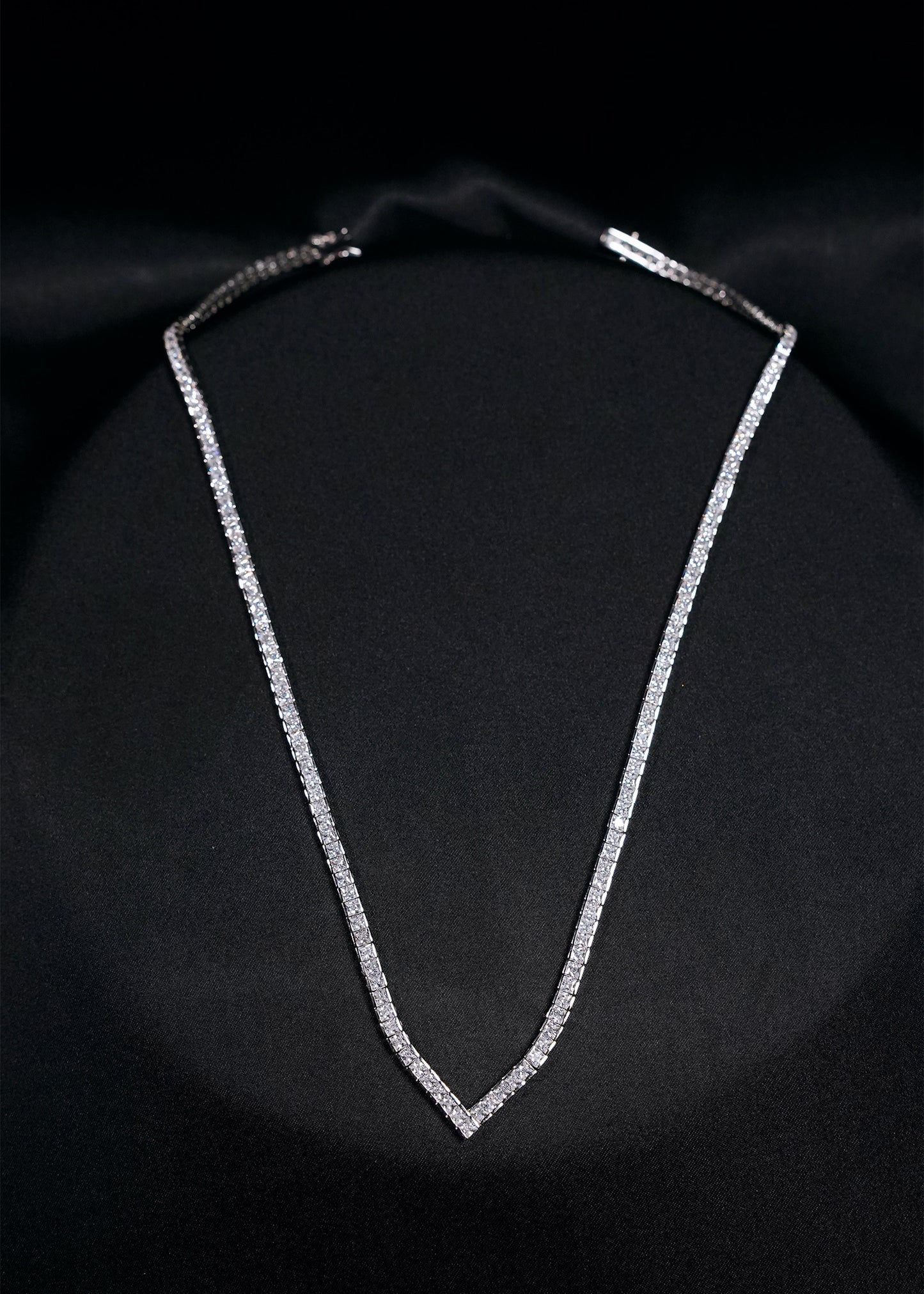 V- shaped Silver String