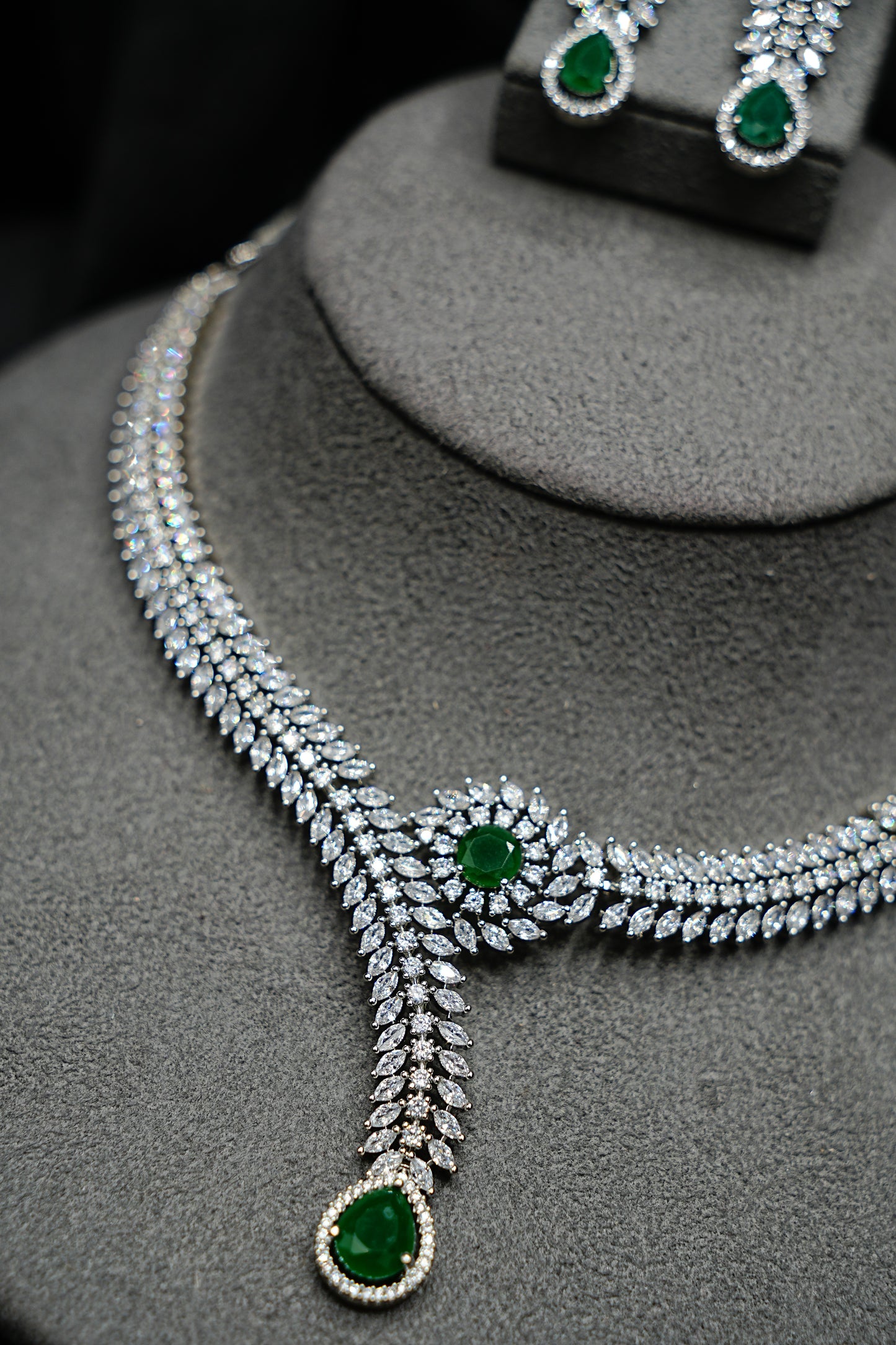 Minimal Emerald Drop