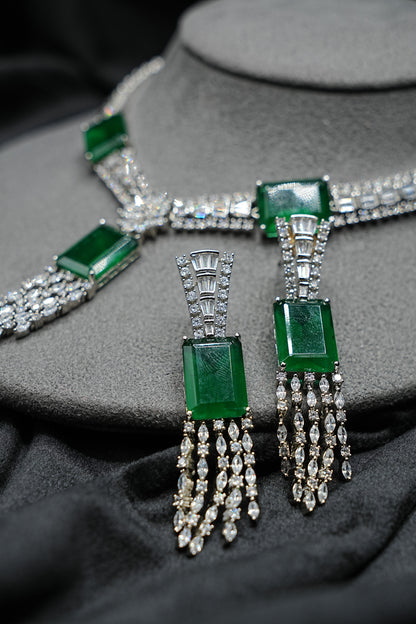 Royal Emerald Necklace Set