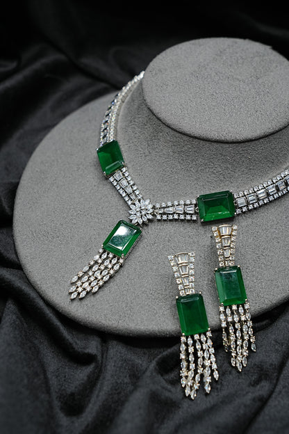 Royal Emerald Necklace Set