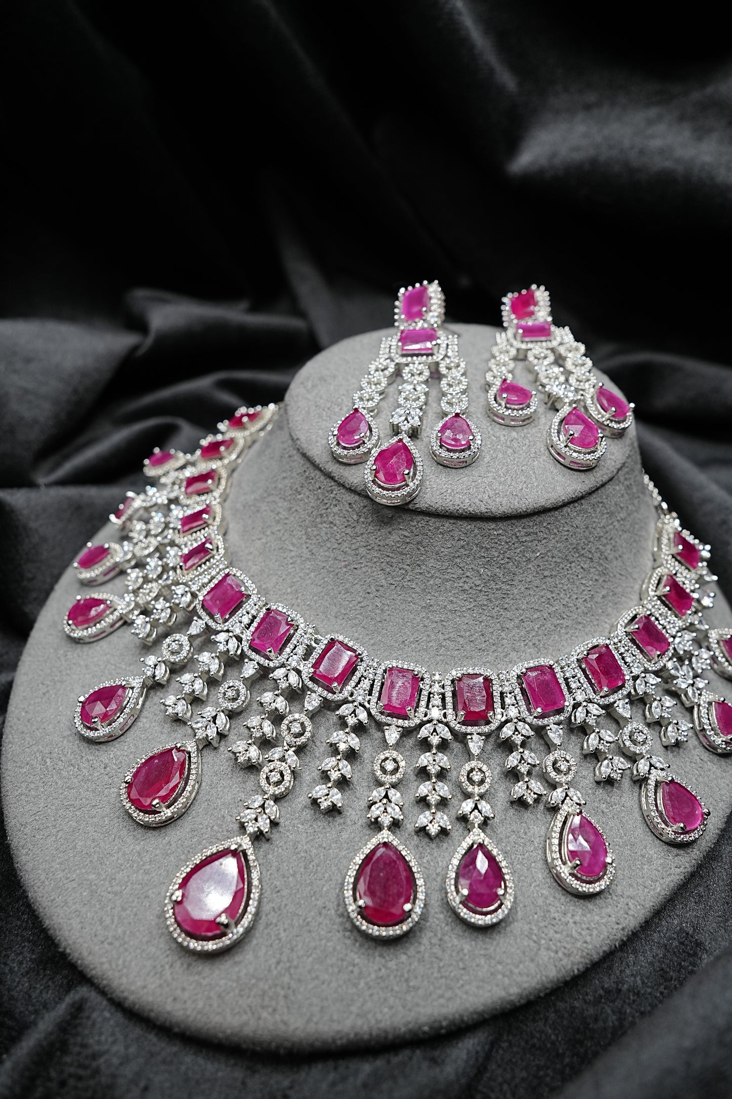 Enchanting Ruby Necklace Set