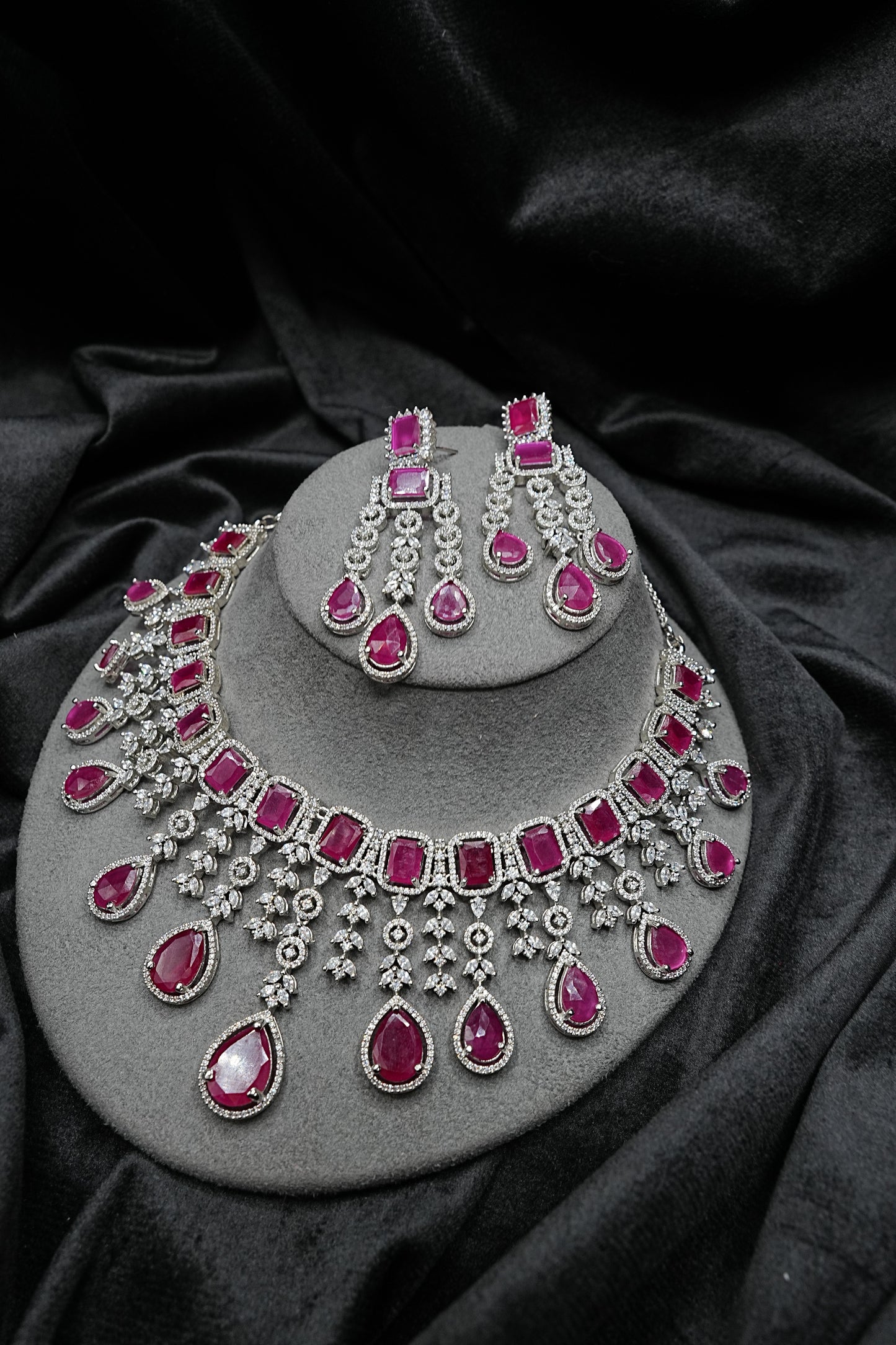 Enchanting Ruby Necklace Set