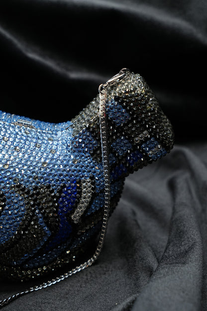 Judith Inspired Bird Clutch