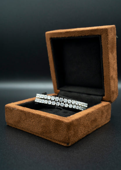 Eternal silver bangles