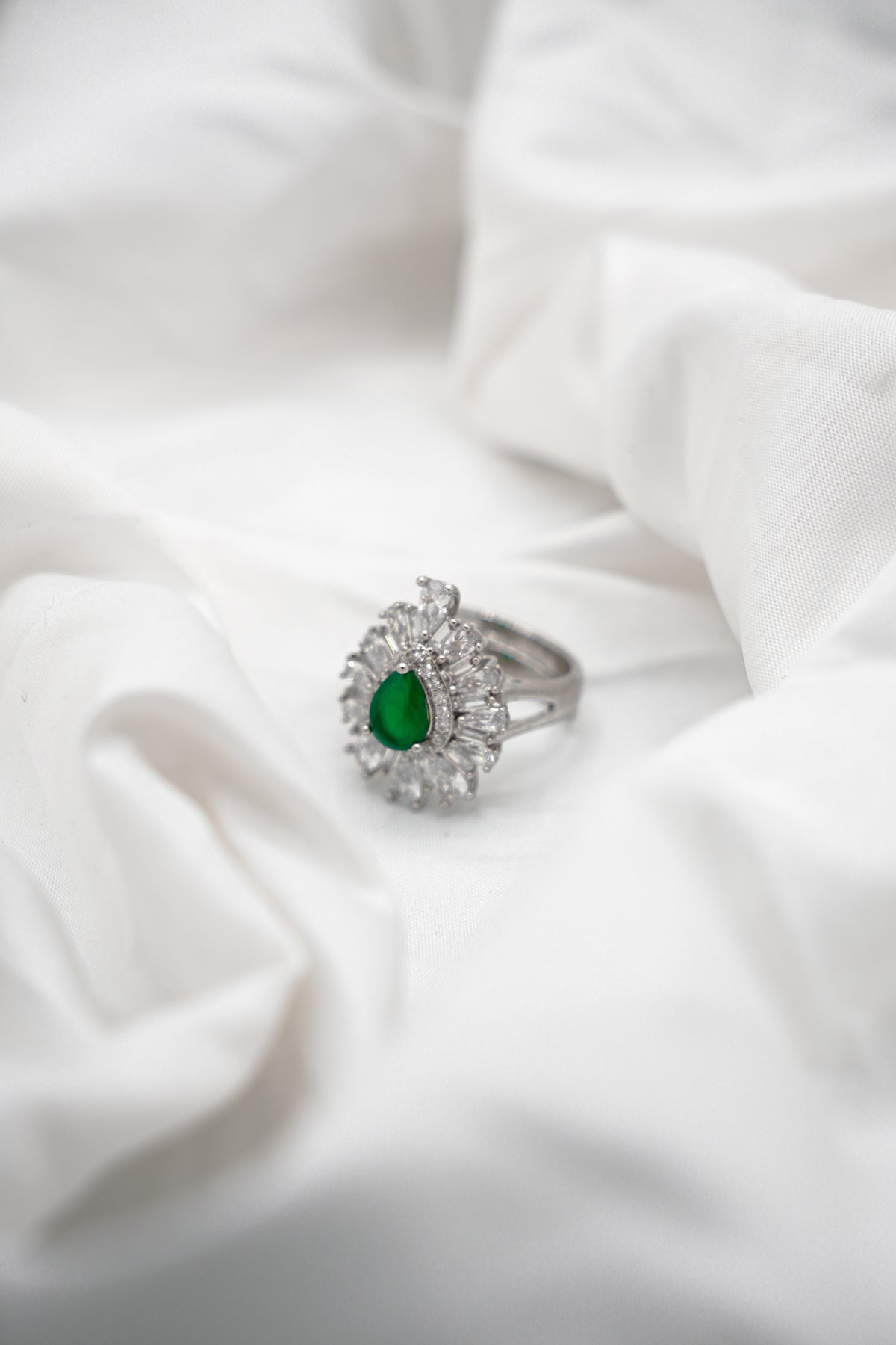Pear Emerald Ring