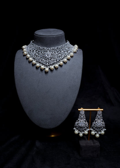 Luminescent Pearl