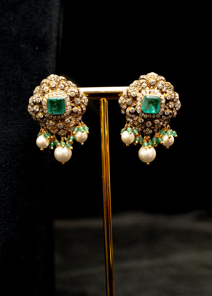 Emerald Moti