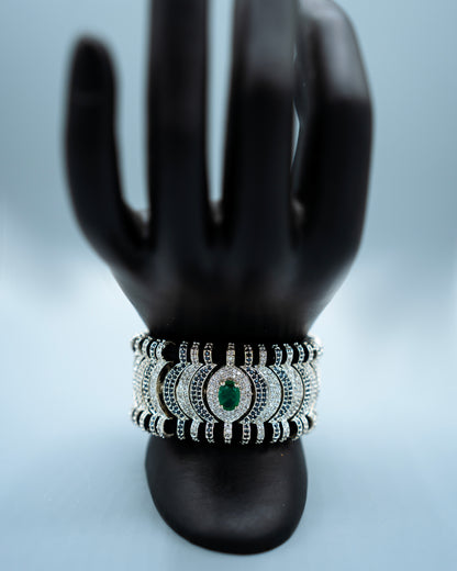 Emerald with Moissanites
