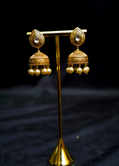 Solid gold jhumka