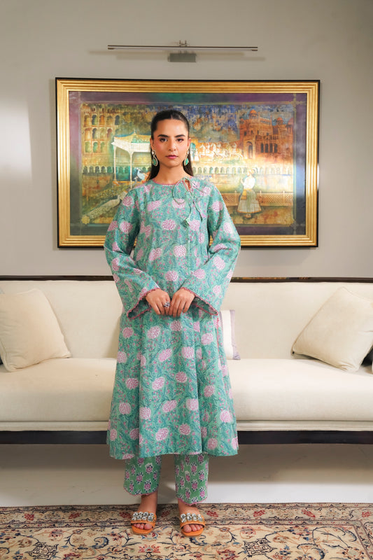 Gulnaar Long